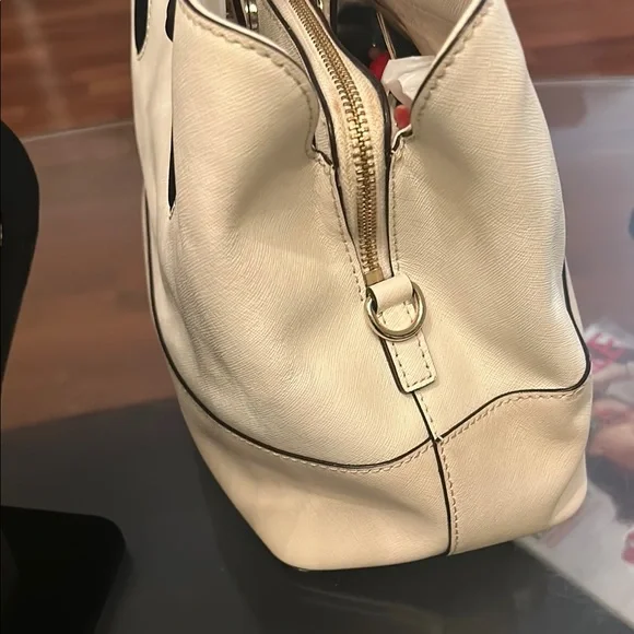 kate spade Cream and Black Tote Bag! Own that boss look babe!! - Picture 3 of 5